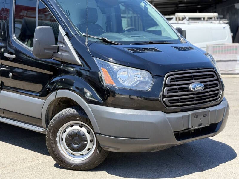 ford transit van 2018 1FTYE9ZM8JKA01594 image ford transit van 2018 1FTYE9ZM8JKA01594 image